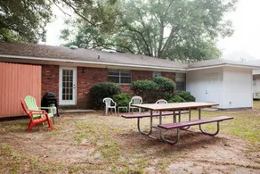 BEACHBERRY COTTAGE by Jekyll Realty - Image 3