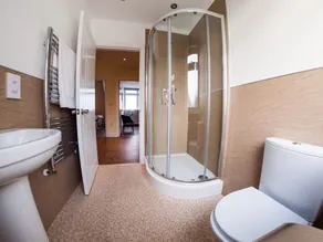The Beach House - Image 5