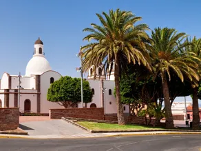 Villa in Spain with Private Pool & Garden - Image 2