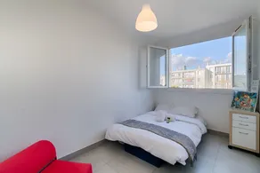 Entre Calanques ET Ville - Appartement de 70 m2 - Image 2
