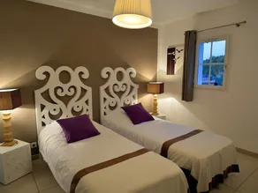 Luxurious Provencal Villa in Charming Lubéron - Image 5
