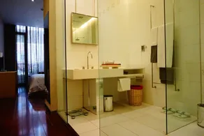 Hotel Kapok - Forbidden City - Image 3