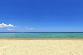 Beutiful House on the Beach in Vourvourou, Greece - Image 4