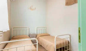 Country Chic - Image 3