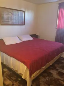 Granite Hotel - Image 2
