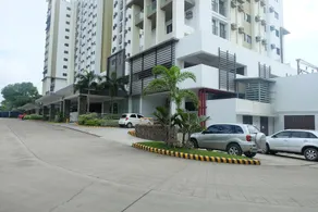 Standard Condo at Grand Residences Cebu - Image 4