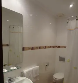 Hotel Kensington - Image 4