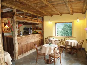 Hotel Caprice Des Neiges - Image 4