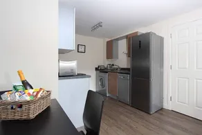 The Shore Family Apartment - Image 2