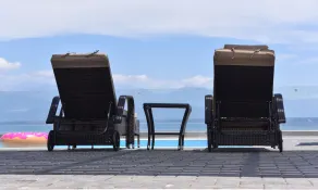 Aurora Luxury Retreat - Beachfront & Private Pool - Image 5