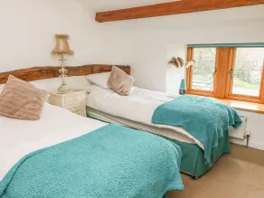 Swallow Barn - Image 4