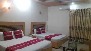 Hotel Pak Inn Gulberg - Image 4
