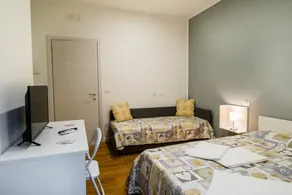 Suebi rooms and apartament - Image 4