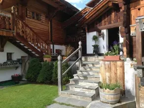 Cozy fully serviced Twin Chalets - Image 3
