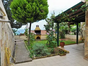 Aiolos Home by TravelPro Services Nea Moudania Halkidiki - Image 3