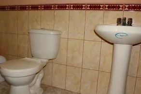 Yuraq Hotel - Image 2