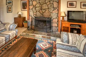Camelot Cottage - Image 2