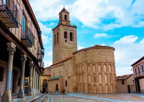 House With 3 Bedrooms in Madrigal de las Altas Torres, With Furnished Terrace - Image 4