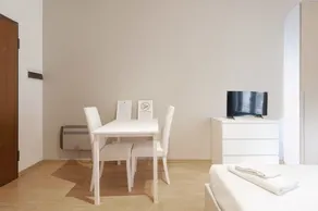 Cadona Center Studio - Image 2