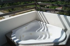 Acapulco Diamond Zone Residential With Jacuzzi in Private Roof Garden - Image 3