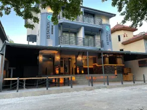 Dark Station Boutique Hotel - Image 3