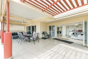 Redcliffe Peninsula Penthouse - Image 2