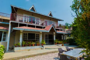 Neelesh Inn - Image 3