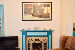 Two Bedroom Flat In Meadowbank - Image 3