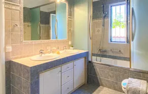 Awesome Home in Atalanti With Jacuzzi, Wifi and 6 Bedrooms - Image 4