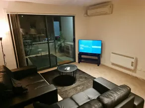 Qure Restaurant & Apartments - Image 4