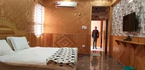 The Mall Palace - Image 3