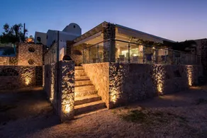 Fira Calm Hotel - Image 5