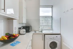 The Kensington High Street Apartment - FUL - Image 2