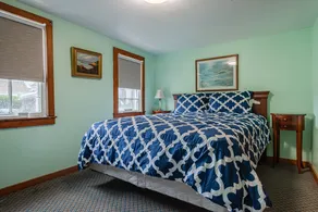 Narragansett Inn - Image 2