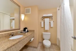 Holiday Inn Express Dayton - Image 3