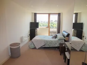 Modern 2 Bedroom Flat - Riverside Lofts - Image 2