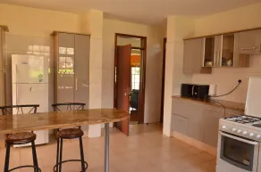 Dolfran Guest House - Image 4