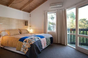 Hepburn Pool House - Image 4