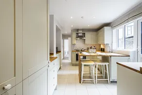 My Serviced Space - Queenstown Road - Image 2