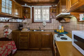 Maria's Countryside House - Image 3