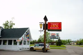 Voyageur Motor Inn - Image 3