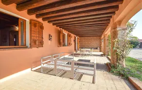 Amazing Home in Boara Pisani With 6 Bedrooms, Wifi and Outdoor Swimming Pool - Image 2