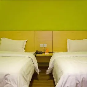 7 Days Inn - Image 4