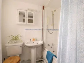 Railway Cottage - Image 2