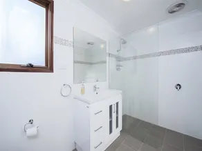 Barefoot Beach House, 24 Essendene Road - Image 3