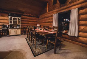 Mount Logan Lodge - Image 3