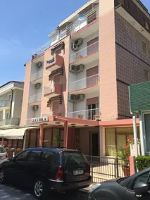 Hotel Lucciola - Image 2
