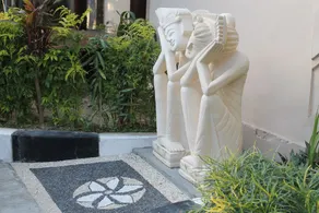 Kuta Holiday Villas - Image 4
