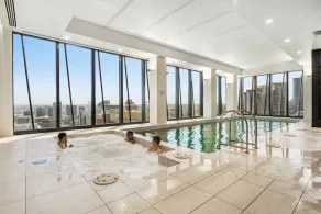 2B2B Apartment in collin street Melbourne - Image 4