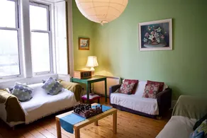 Traditional 3 Bedroom Apartment in Bruntsfield - Image 2